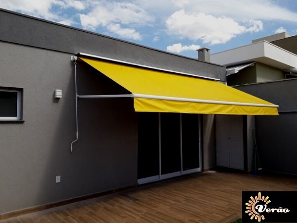 Toldo Cortina com Braços em Lona Sintética